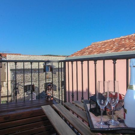 Ghetto Apartment Primošten Екстериор снимка