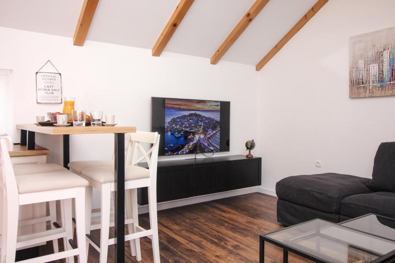 Ghetto Apartment Primošten Екстериор снимка