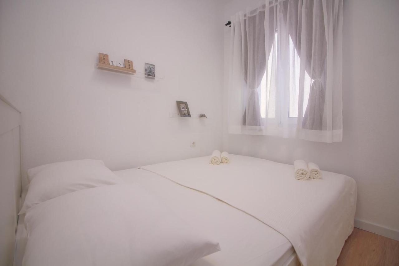 Ghetto Apartment Primošten Екстериор снимка